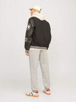 Показать информацию о Брюки Jack & Jones Изображение Брюки Jack & Jones