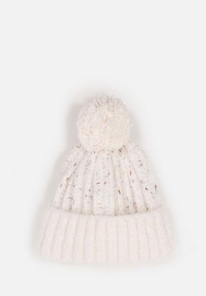 Изображение Шапка Colin's