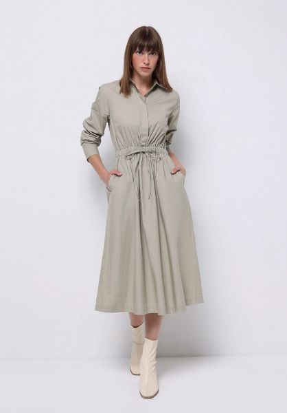 Изображение Платье Colin's