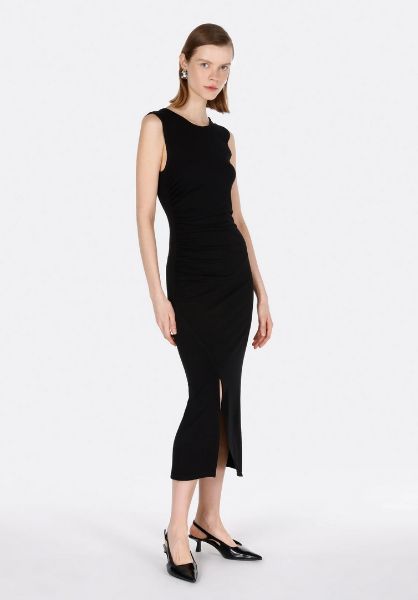 Изображение Платье Colin's