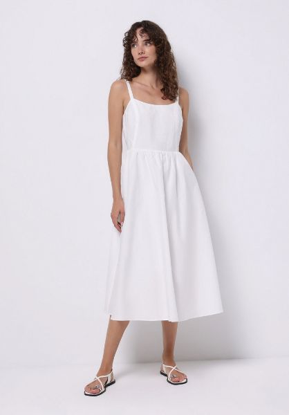 Изображение Платье Colin's