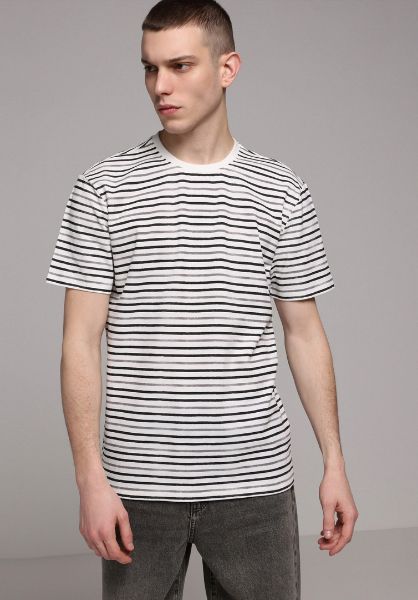 Изображение Футболка Colin's